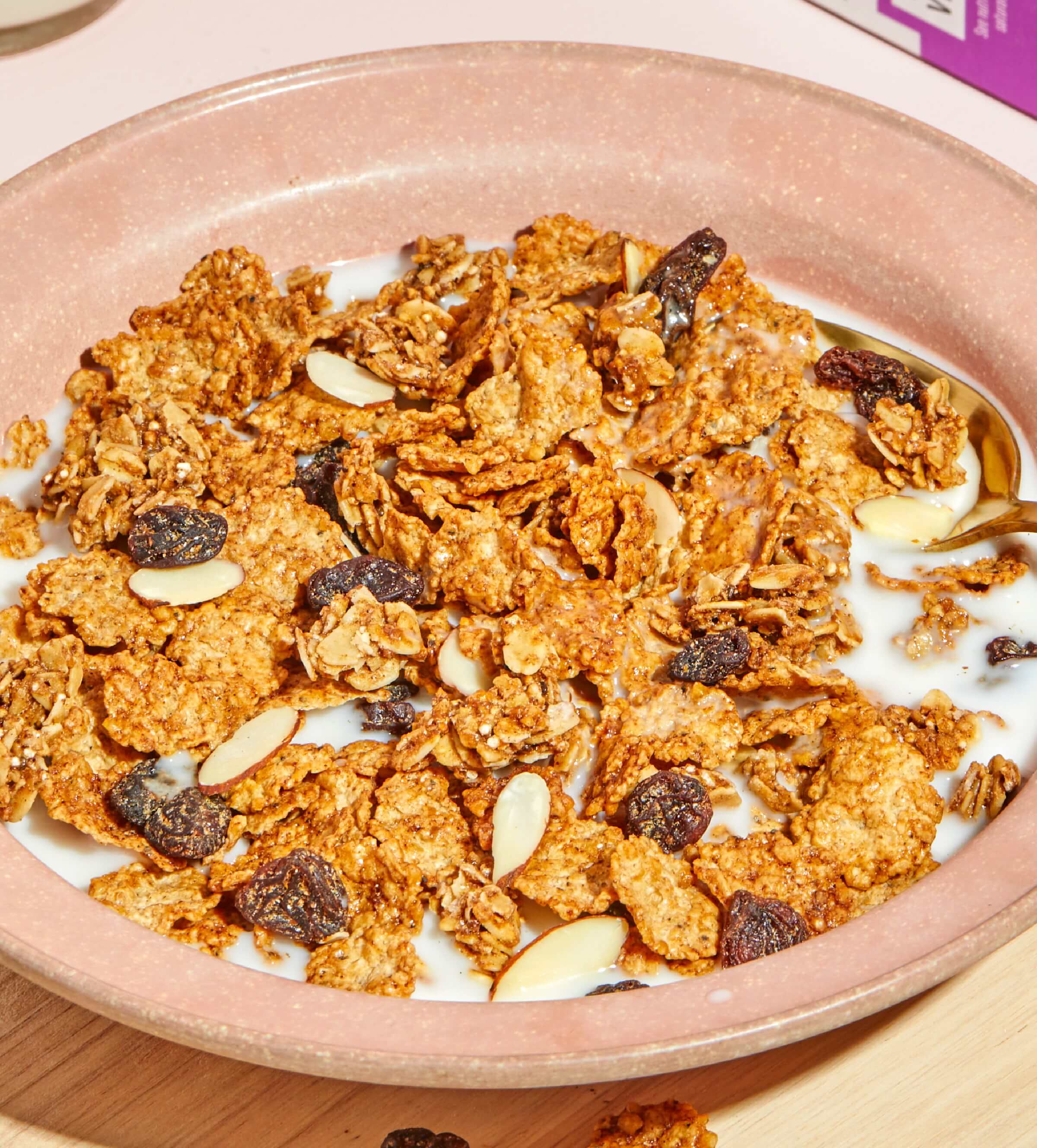 Cinnamon Raisin Almond Superfood Cereal with Vitamin D - Image 4
